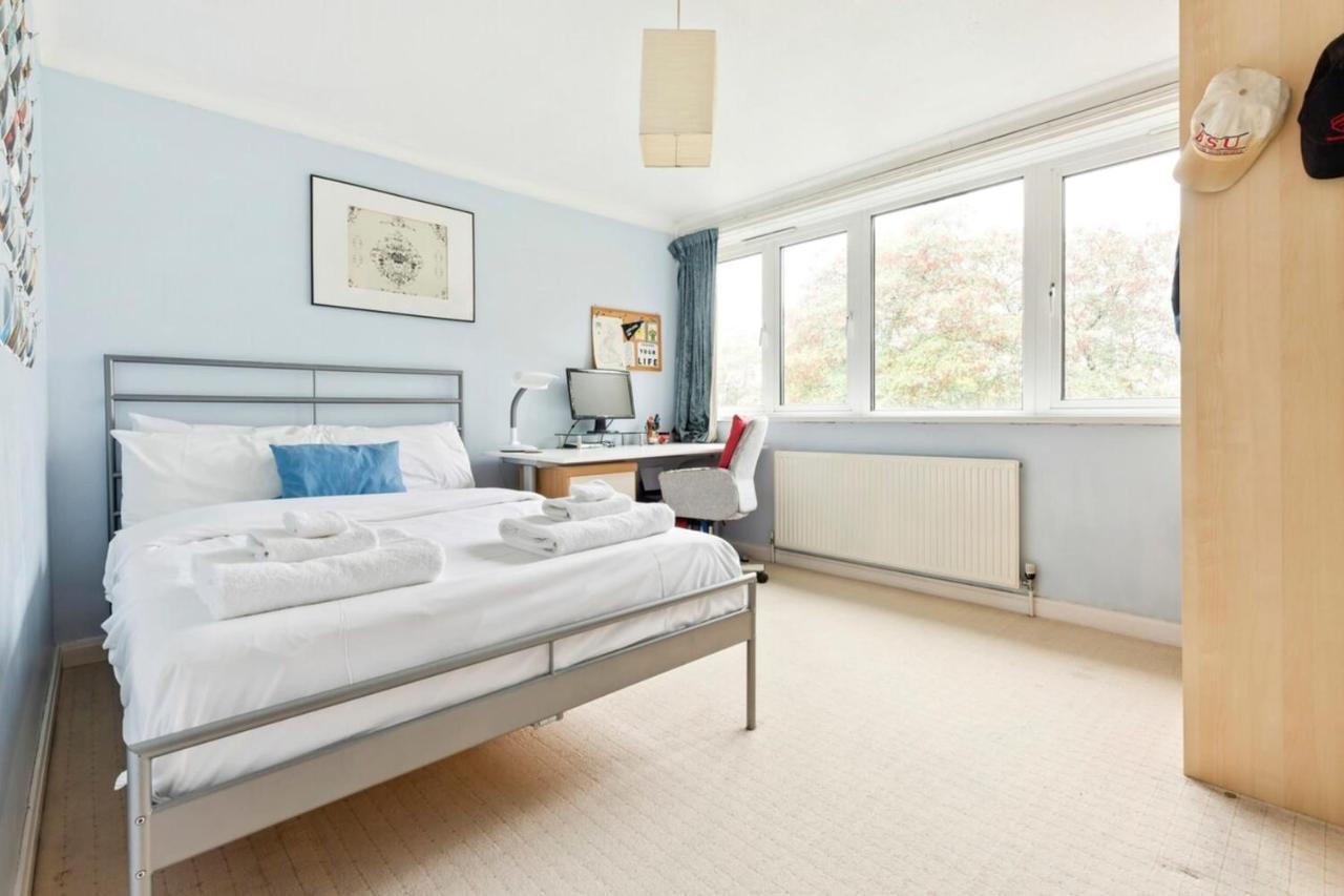 Spacious 2 Bedroom Apartment In Cricklewood Лондон Екстериор снимка